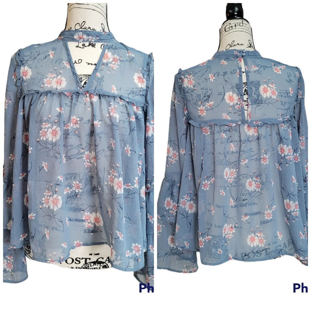 AEO Chiffon Floral Blouse